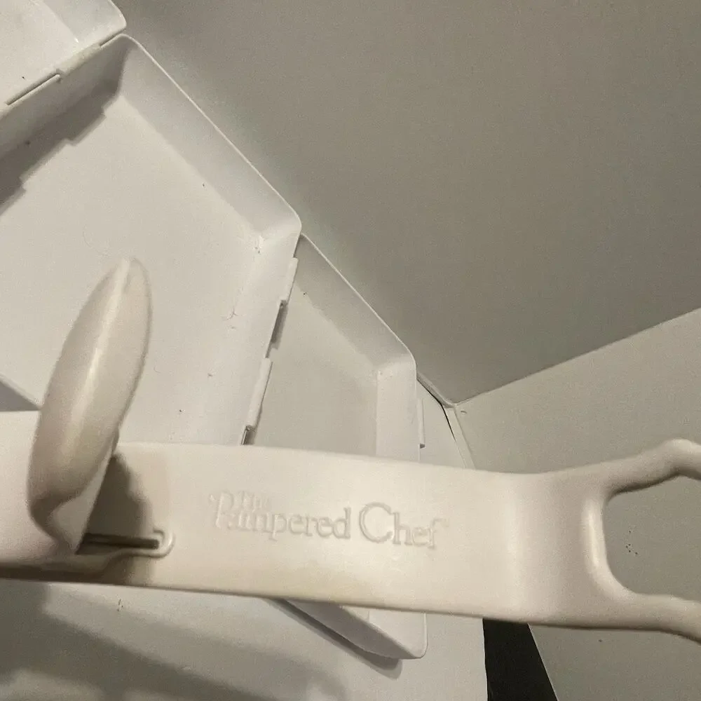 Pampered Chef Coating Trays With Tongs Breading Crumbs Nesting Trays Prep #2605